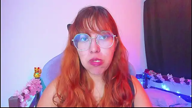  Moon Johnson online show from November 4, 1:27 am