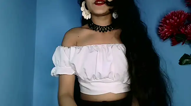 Snapshot of SUZY_FROMUS chatting on January 12, 6:27 pm SUZY FROMUS online show from January 12, 6:27 pm