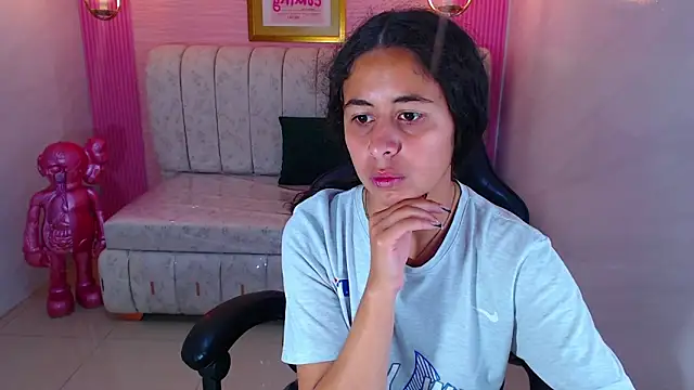 paris sub1  online show from September 10, 12:49 pm