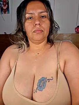 Viiooleetaas online show from May 10, 10:04 pm