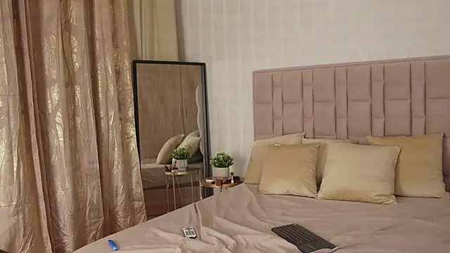 Snapshot of GabyRios chatting on February 26, 11:15 pm GabyRios online show from February 26, 11:15 pm