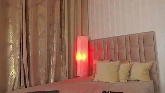 GabyRios online show from July 30, 1:32 pm