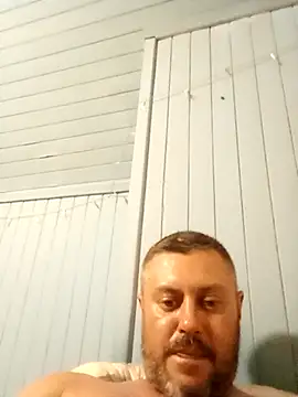 Snapshot of richton62 chatting on June 25, 8:46 pm richton62 online show from June 25, 8:46 pm