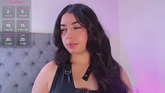 Snapshot of _kimtorres__ chatting on October 30, 3:02 pm kimtorres online show from October 30, 3:02 pm