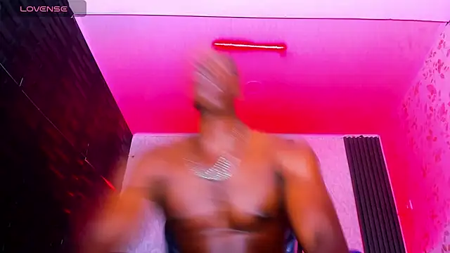 Snapshot of JD_THEBABY chatting on February 9, 3:23 pm JD THEBABY online show from February 9, 3:23 pm