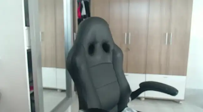 RoxanaLove9 online show from February 20, 10:37 pm