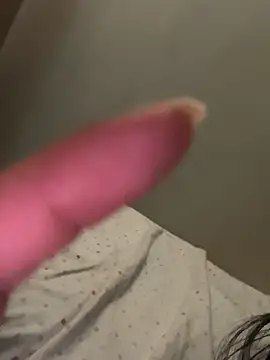 Annie9  online show from October 16, 2:01 am