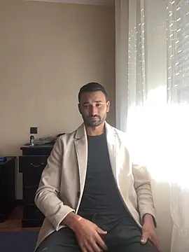 Snapshot of ali_babachapter2 chatting on December 14, 11:39 am ali babachapter2 online show from December 14, 11:39 am