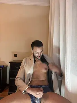 Snapshot of ali_babachapter2 chatting on December 15, 4:26 pm ali babachapter2 online show from December 15, 4:26 pm