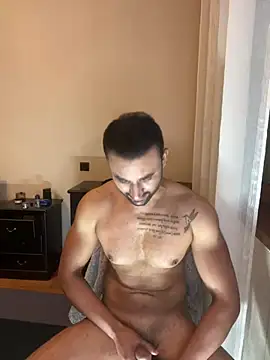 Snapshot of ali_babachapter2 chatting on December 16, 9:52 pm ali babachapter2 online show from December 16, 9:52 pm