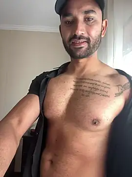 Snapshot of ali_babachapter2 chatting on December 25, 11:11 am ali babachapter2 online show from December 25, 11:11 am