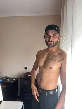 Snapshot of ali_babachapter2 chatting on December 30, 2:40 pm ali babachapter2 online show from December 30, 2:40 pm