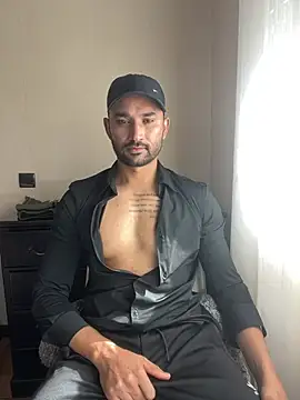 Snapshot of ali_babachapter2 chatting on January 12, 1:05 pm ali babachapter2 online show from January 12, 1:05 pm