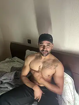 Snapshot of ali_babachapter2 chatting on January 18, 11:11 pm ali babachapter2 online show from January 18, 11:11 pm