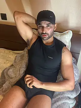 Snapshot of ali_babachapter2 chatting on January 24, 10:08 pm ali babachapter2 online show from January 24, 10:08 pm