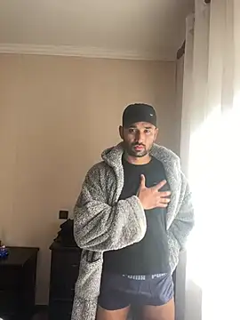 Snapshot of ali_babachapter2 chatting on January 25, 11:02 am ali babachapter2 online show from January 25, 11:02 am