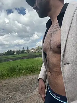 Snapshot of ali_babachapter2 chatting on March 16, 1:49 pm ali babachapter2 online show from March 16, 1:49 pm