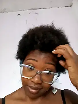 Snapshot of Daniela518 chatting on December 5, 10:33 am Daniela518 online show from December 5, 10:33 am