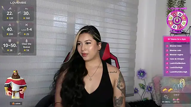 Snapshot of EmberEyes_999 chatting on October 29, 9:38 pm EmberEyes 999 online show from October 29, 9:38 pm