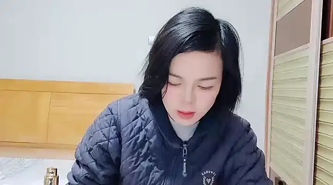 Snapshot of Linda-LL chatting on January 28, 1:18 am Linda-LL online show from January 28, 1:18 am