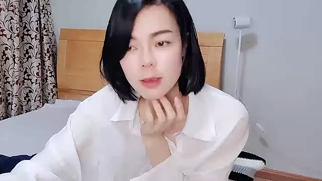 Snapshot of Linda-LL chatting on February 21, 12:28 pm Linda-LL online show from February 21, 12:28 pm