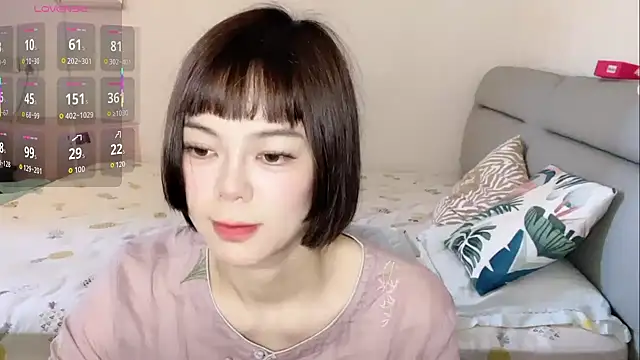 Snapshot of Linda-LL chatting on September 25, 8:40 am Linda-LL online show from September 25, 8:40 am