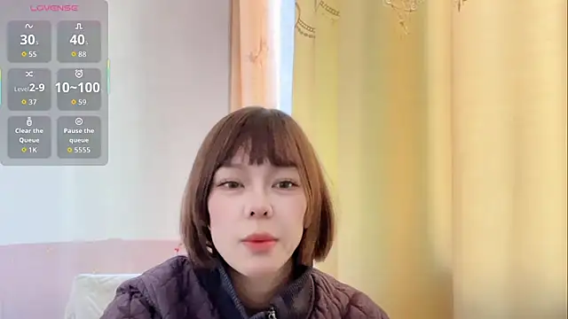 Snapshot of Linda-LL chatting on November 22, 5:06 am Linda-LL online show from November 22, 5:06 am