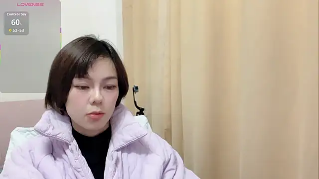 Snapshot of Linda-LL chatting on December 15, 12:20 pm Linda-LL online show from December 15, 12:20 pm