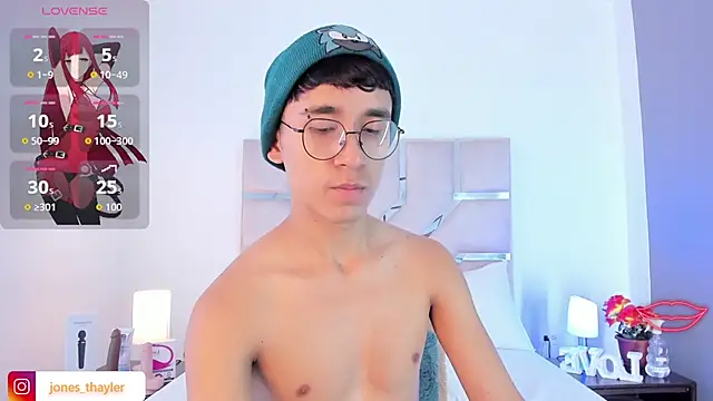 Thayler jones online show from January 11, 2:44 pm