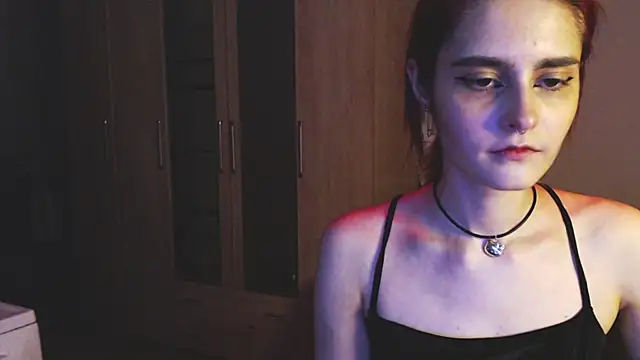 scarlettharrison09 online show from December 5, 11:40 pm