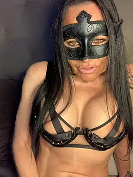 vicvictoriax online show from March 4, 5:34 pm