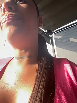 Snapshot of paisitahot1975 chatting on January 7, 9:25 pm paisitahot1975 online show from January 7, 9:25 pm