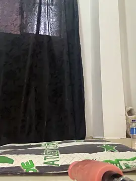 Snapshot of paisitahot1975 chatting on October 10, 8:41 pm paisitahot1975 online show from October 10, 8:41 pm