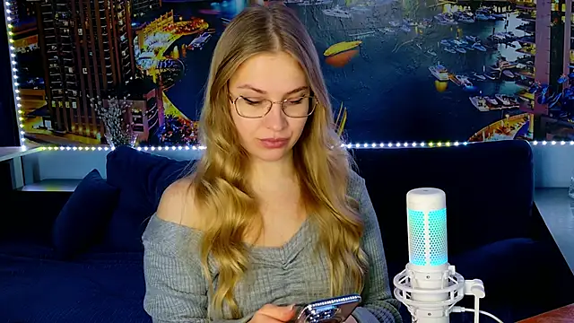 pusyavykusya online show from February 17, 12:05 pm