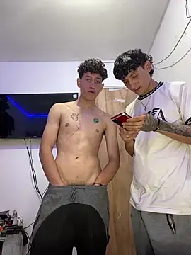 LatinBoysxxx online show from January 28, 4:19 pm