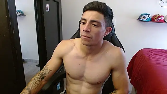 Snapshot of kv___xxx_ chatting on November 15, 6:37 pm kv xxx online show from November 15, 6:37 pm