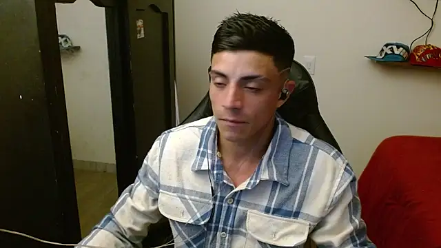 Snapshot of kv___xxx_ chatting on November 19, 4:34 am kv xxx online show from November 19, 4:34 am