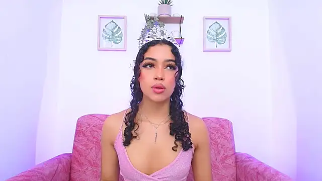 Sara Jhonson online show from February 16, 10:10 pm