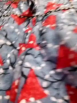 Snapshot of sneha_telugu_girl chatting on December 9, 1:51 am sneha telugu girl online show from December 9, 1:51 am