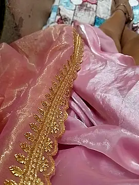 Snapshot of sneha_telugu_girl chatting on January 1, 10:11 am sneha telugu girl online show from January 1, 10:11 am