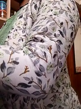 Snapshot of sneha_telugu_girl chatting on January 25, 4:24 pm sneha telugu girl online show from January 25, 4:24 pm