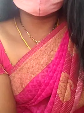 Snapshot of sana14 chatting on September 19, 9:32 am sana14 online show from September 19, 9:32 am