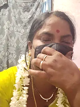 Snapshot of sana14 chatting on December 15, 4:33 pm sana14 online show from December 15, 4:33 pm