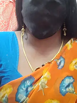 Snapshot of sana14 chatting on March 7, 9:39 am sana14 online show from March 7, 9:39 am