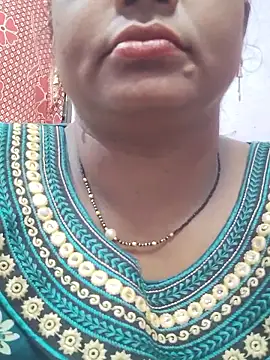 Snapshot of sana14 chatting on March 13, 12:28 am sana14 online show from March 13, 12:28 am