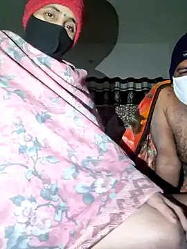 Snapshot of menakshiiikaur chatting on November 9, 5:55 pm menakshiiikaur online show from November 9, 5:55 pm