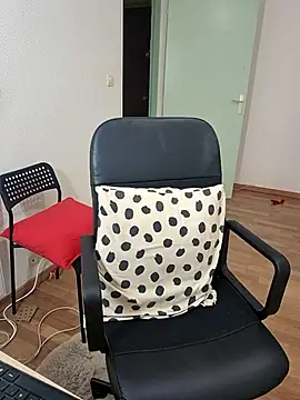 Snapshot of JennyCoquine chatting on June 27, 8:30 am JennyCoquine online show from June 27, 8:30 am