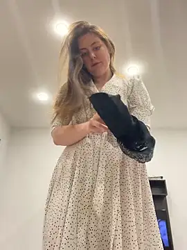 Topvi  online show from December 15, 2:32 pm