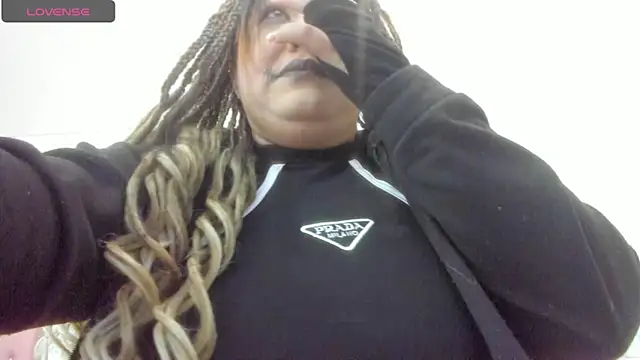 Snapshot of michell_taylor__ chatting on October 19, 3:40 am michell taylor online show from October 19, 3:40 am