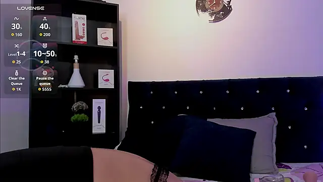 yulianademond66 online show from June 11, 12:32 am